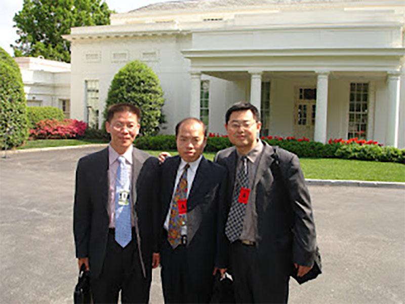 Bob Fu Li Baiguang and Wang Yi