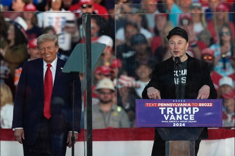 Trump Returns to Massive Crowd in Butler Pa