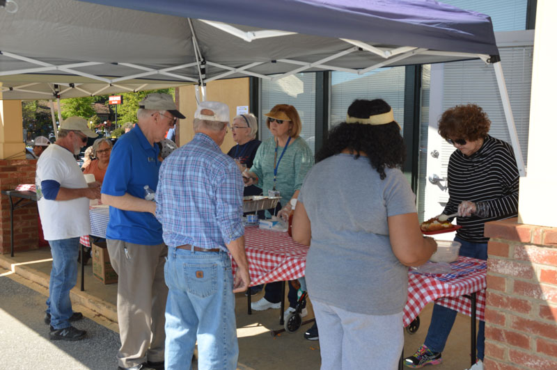 Post 214 Auxiliary had food available for sale to visitors to Car Show. Post 214 Auxiliary had food available for sale to visitors to Car Show.